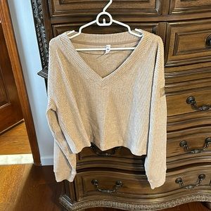 Alo v-neck pullover